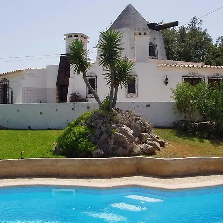 Vila Moinho Dos Ferreiros *